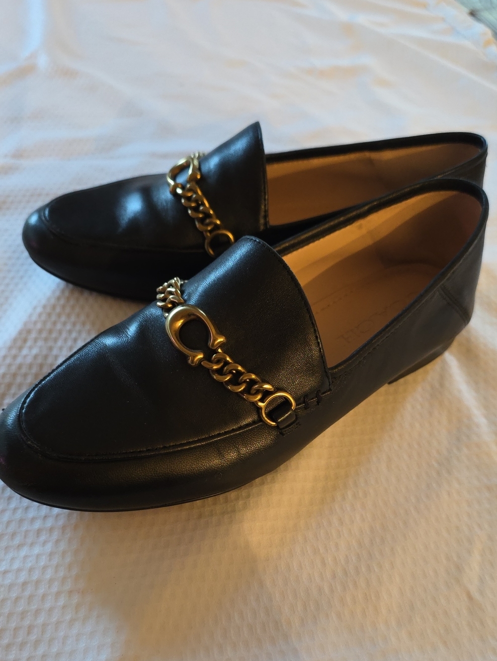 Gorgeous COACH leather loafers, 6